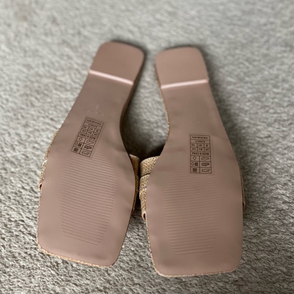 Simmi Jeweled Raffia Sandals - Picture 5 of 6